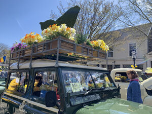 Car decorated with daffodils